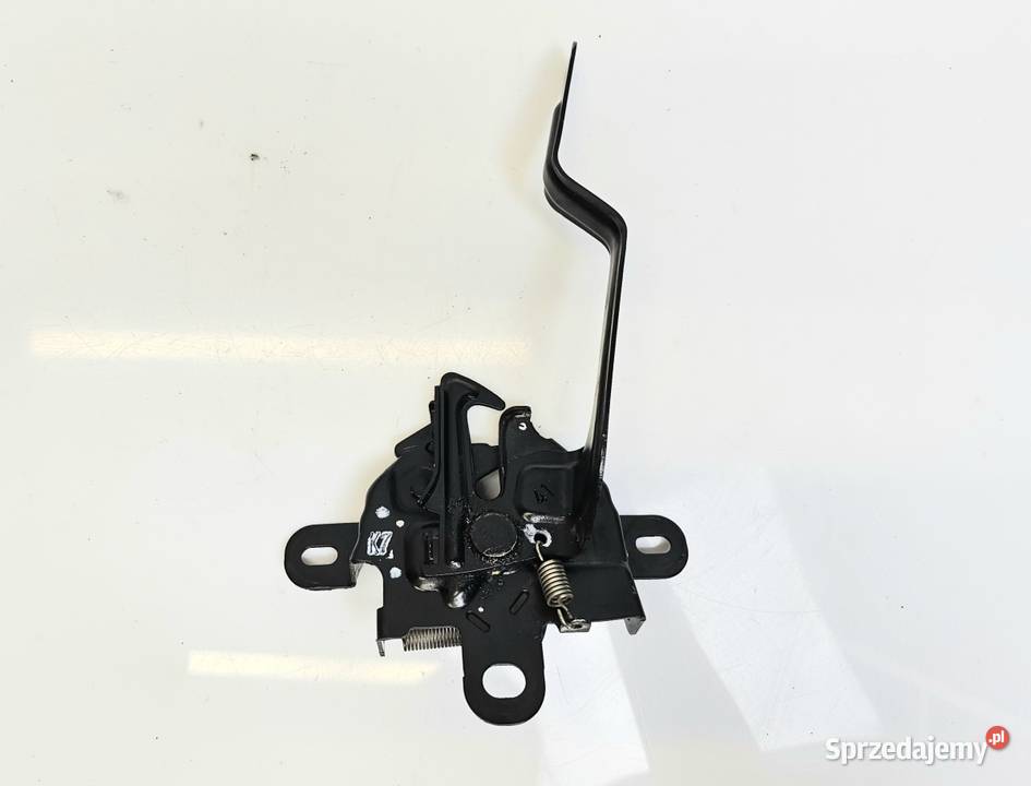 Zamek maski przedniej Yaris Cross 2021r2024r
