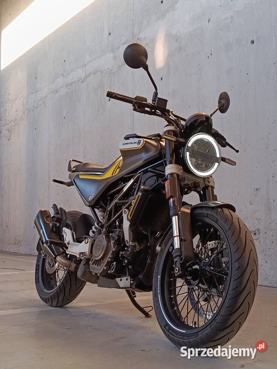 Husqvarna Svartpilen 125 2021r serwisie Husqvarna Łódź sprzedam
