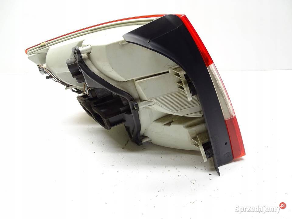 LAMPA PRAWA PRAWY TYŁ TYLNA W BŁOTNIK SKODA