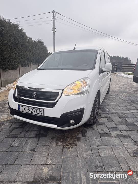 Peugeot Partner II 2016 Diesel Automat Furgon Kielce