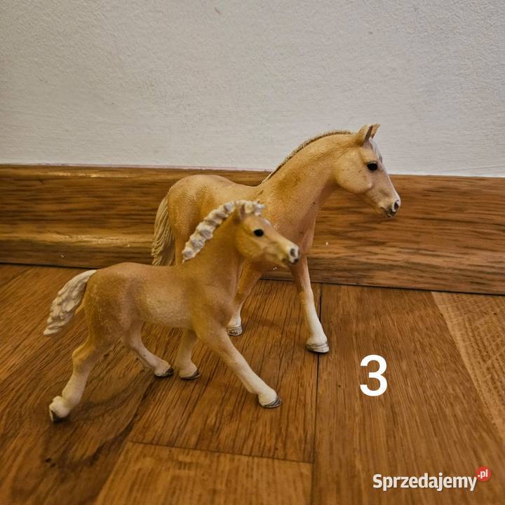 Zestawy figurek koni ze źrebakami Schleich Pozostałe sprzedam