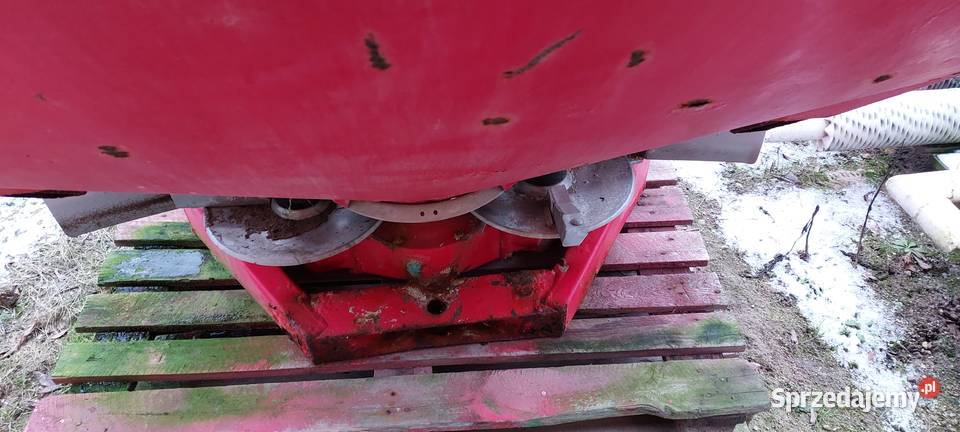 Rozsiewacz kuhn nieuszkodzony Okonek