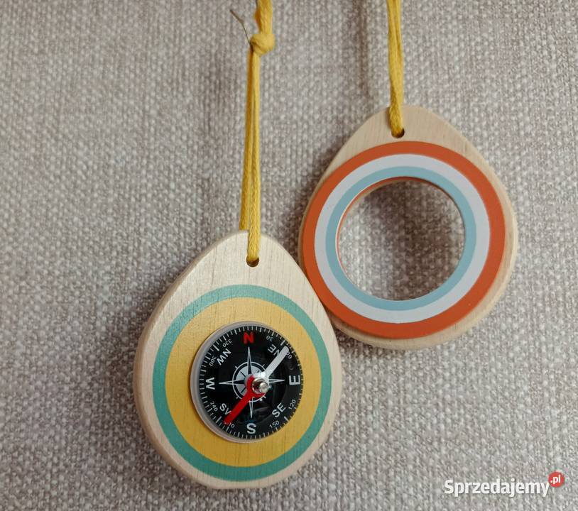 Kompas lupa osadzone w drewnie Łódź