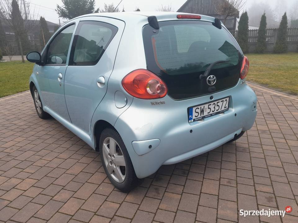 Toyota Aygo 10 Benzyna Klima Stan Dwie sztuki Aygo śląskie Hutki sprzedam