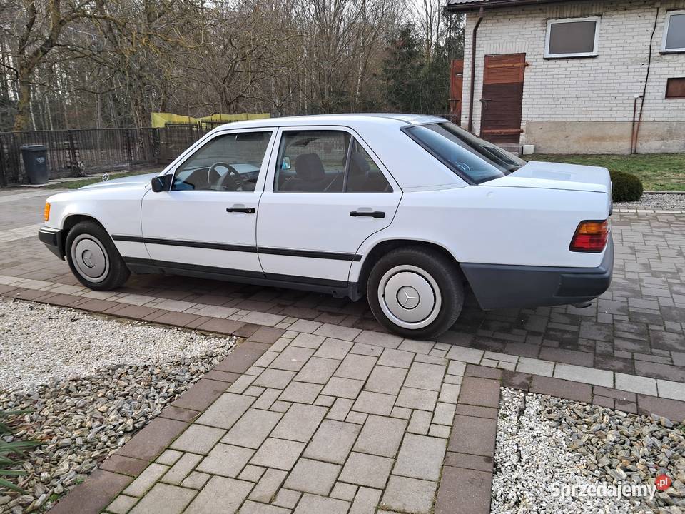 Sprzedam Mercedes W124 wąska listw gaznik 1989 manualna Warszawa