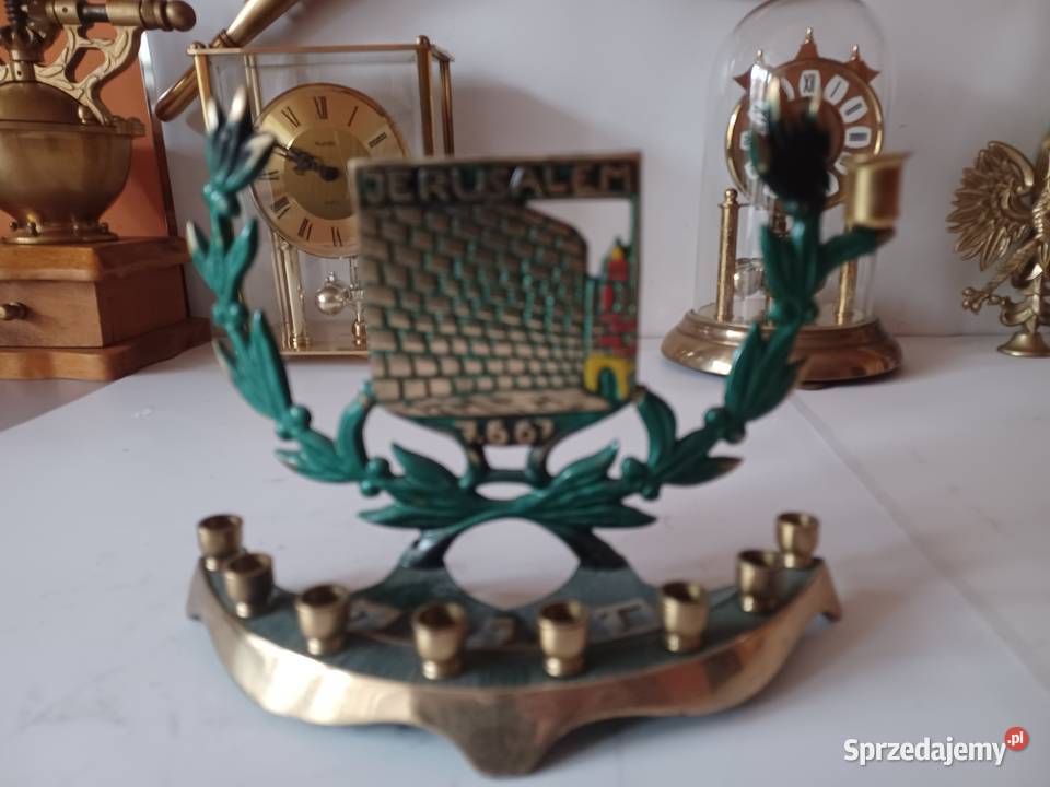 Piękny mosiężny świecznik Wyprzedaż kolekcji Poznań