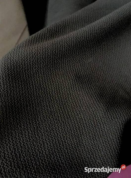 Stradivarius czarna bluzka Wytłaczany materiał sprzedam