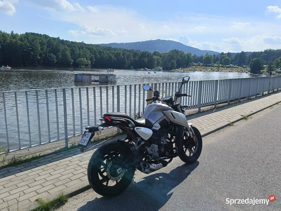 Zamienię motocykl 125 garażowany