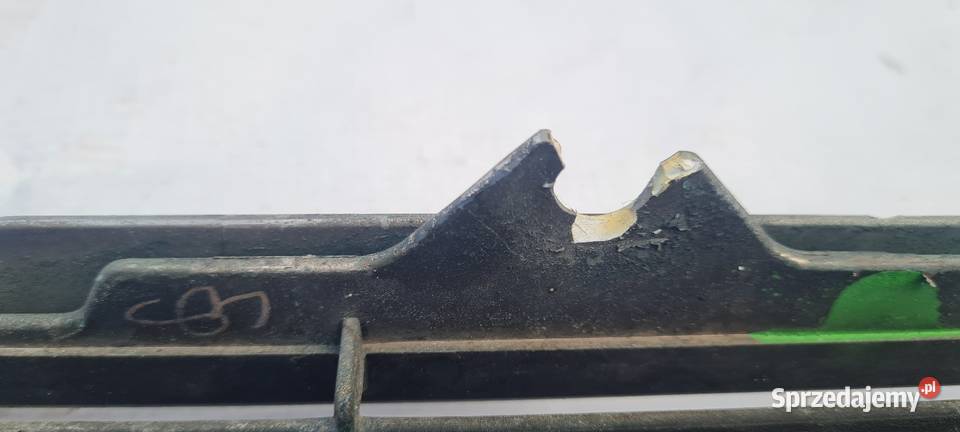 Grill lexus is 300 400 Atrapy Kujakowice Dolne