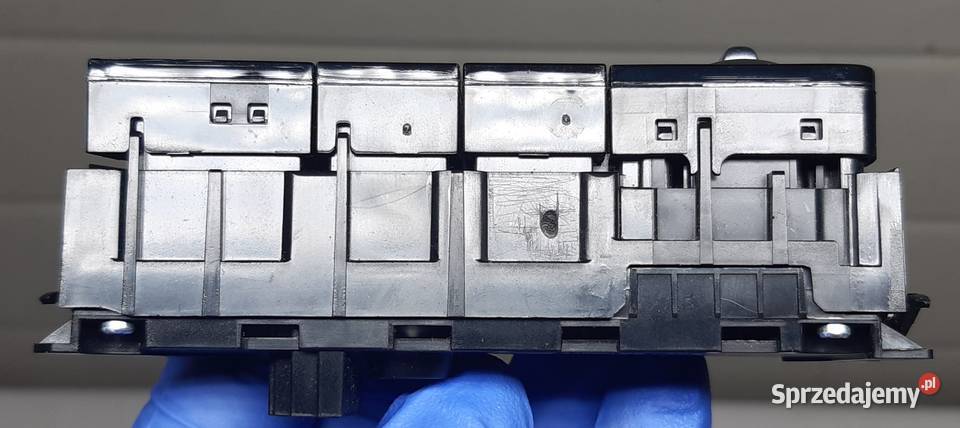 DOLNY LEWY PANEL STEROWANIA MERCEDES W205 Mielęcin sprzedam