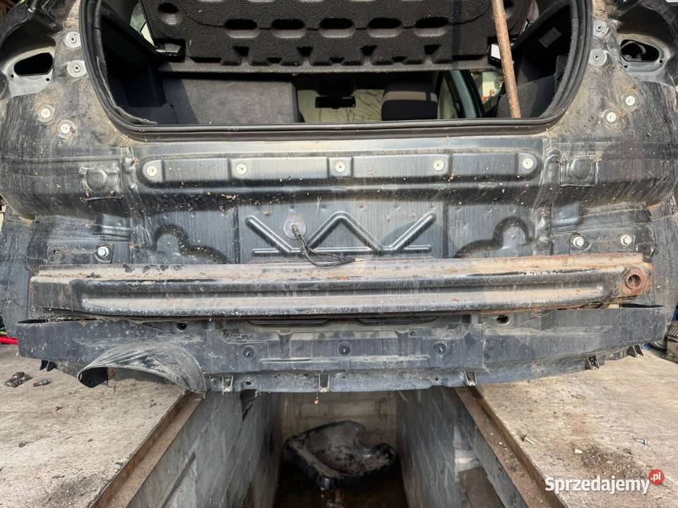 Belka zderzaka tylnego SEAT LEON II sprzedam