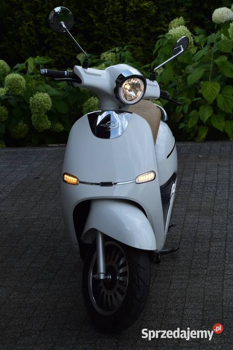 Stylowy skuter elektryczny Zipp Volteno LUX sprzedam
