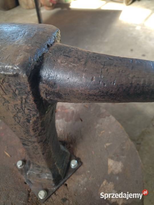 Stare kowadło szparóg dwurożne sprzedam