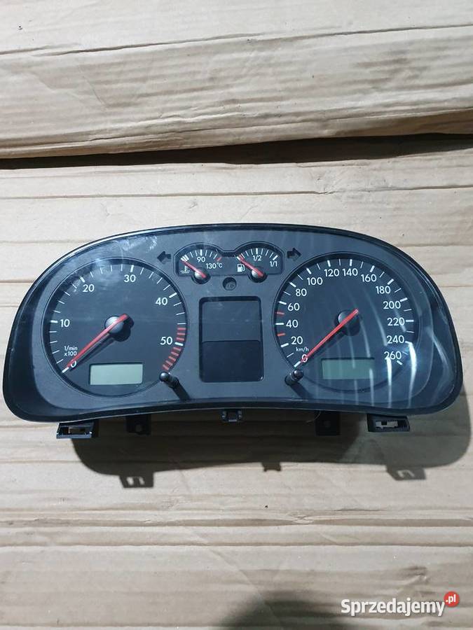 Licznik golf 4 bora 9706r 1J0920826C Czermno
