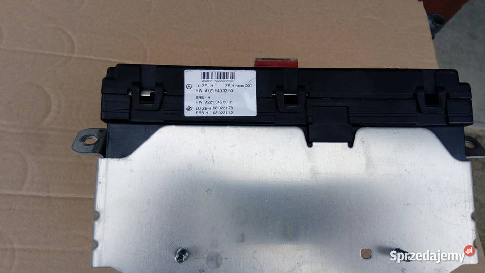 Skrzynka bezpieczników sterownik w 2215403550 Tarnów