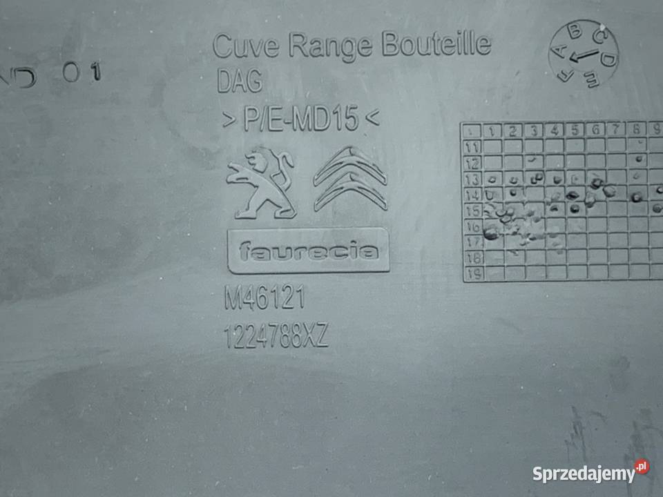 SCHOWEK PASAŻERA CITROEN C4 PICASSO II Hatchback Schowki, półki sprzedam