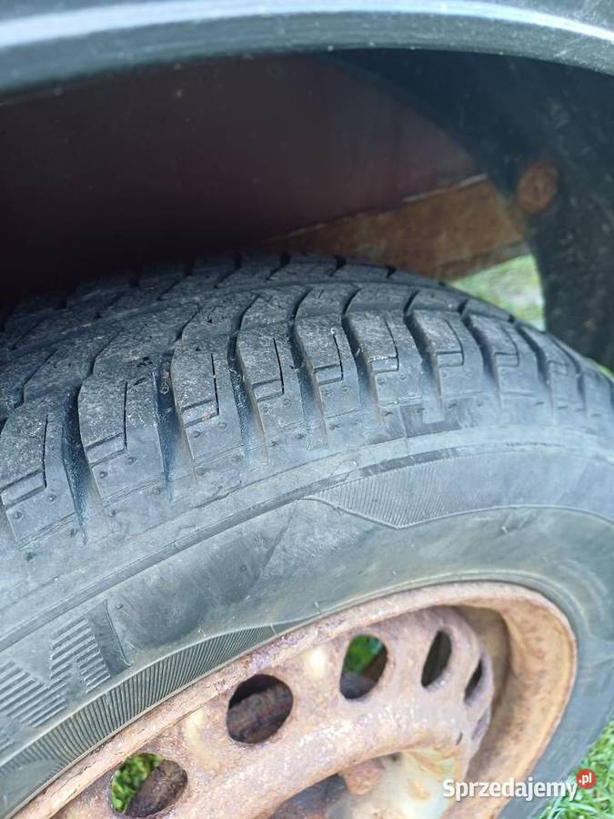 Przyczepa przyczepka towarowa samochodowa lekka Gwoździany