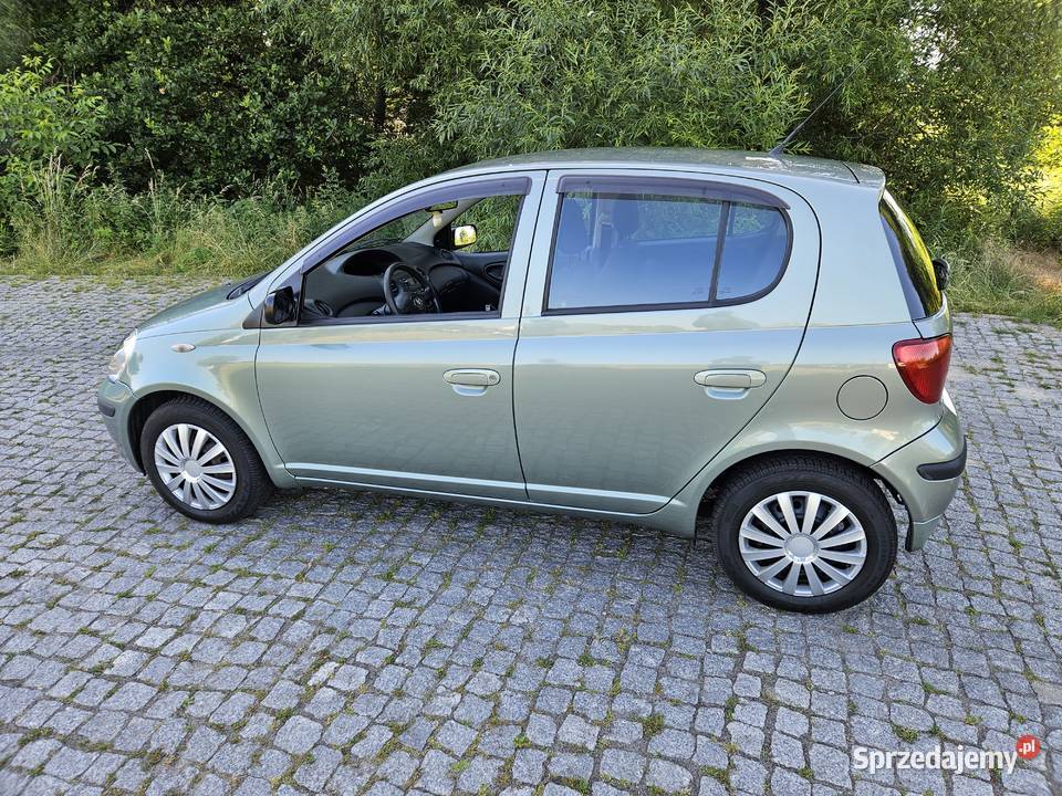 Toyota yaris 10 polski salon Yaris wielkopolskie