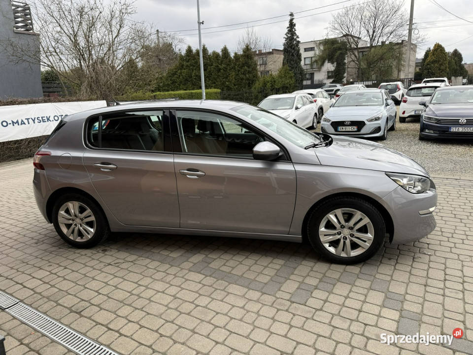 Peugeot 308 Rezerwacja T9 20142021 Orzech