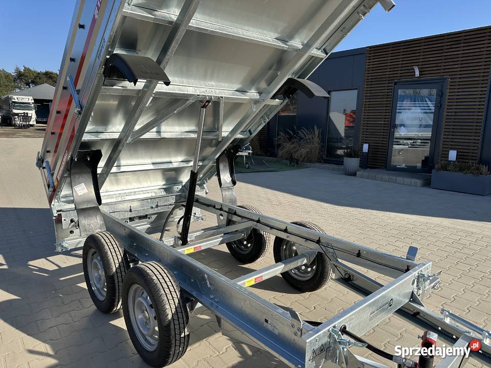 Dwuosiowa wywrotka TEMARED TIPPER 25152 DMC 750 Motoryzacja