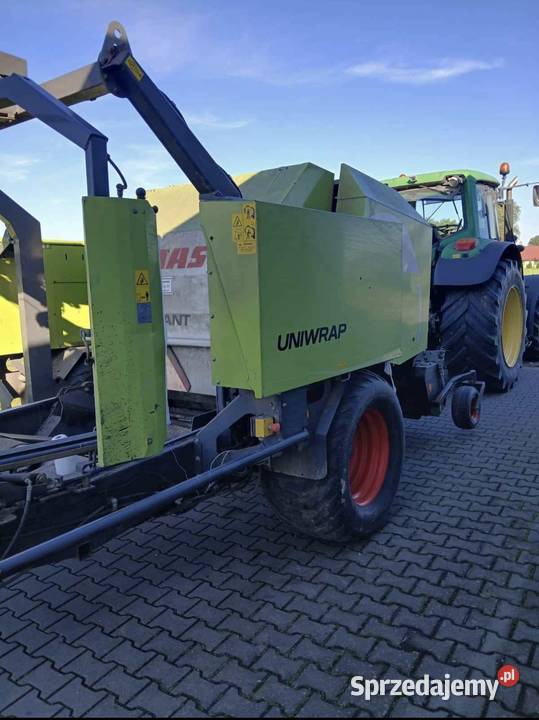 CLAAS ROLLANT 375 UNIWRAP Prasoowijarka Gotowa