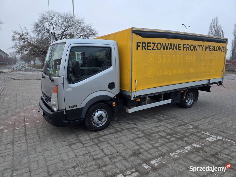 Nissan Cabstar 25 D 2010 r mazowieckie