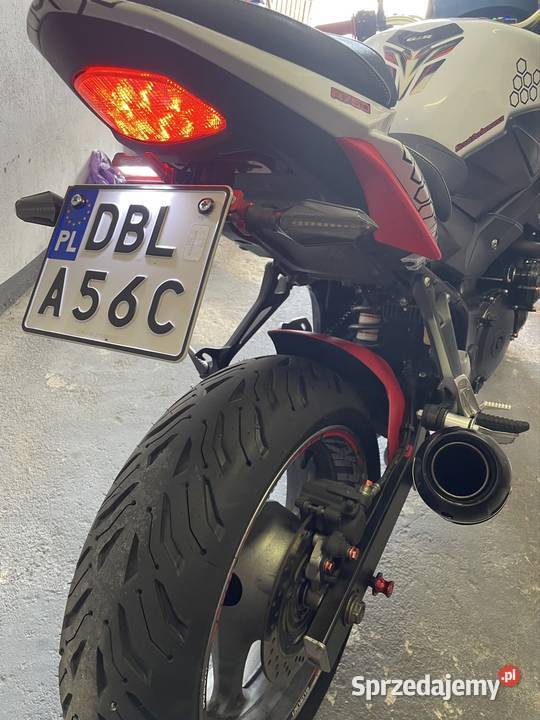Suzuki GSR 750 Bolesławiec