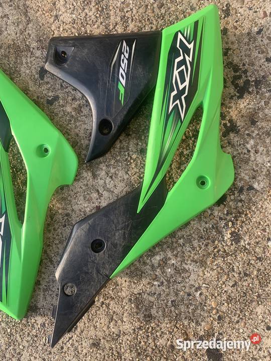 Plastiki owiewki Kawasaki Kxf 250 boczne śląskie Częstochowa sprzedam