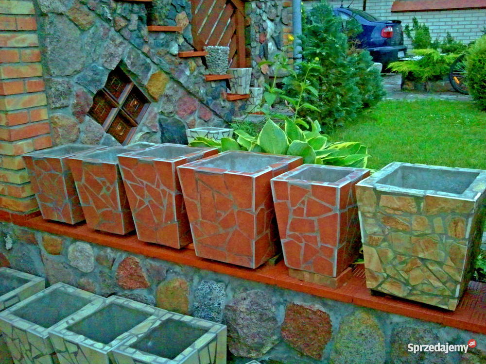 Donice z kamienia Pisz