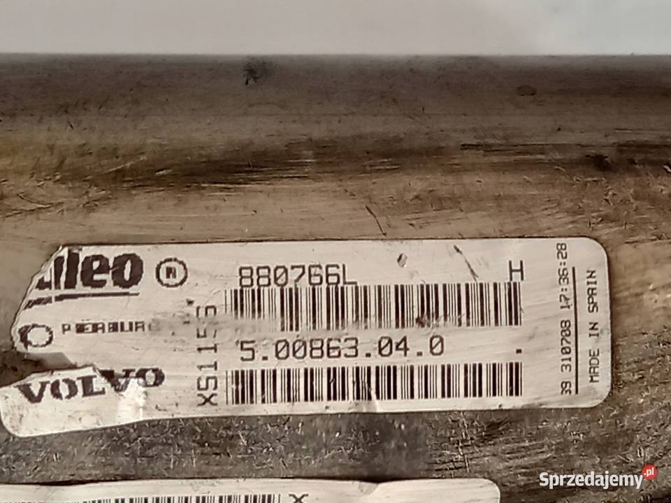 VOLVO XC90 24 D5 D5244T4 185 10r chłodniczka