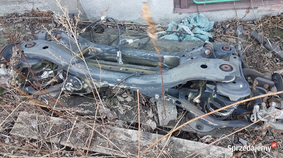 Toyota Auris zawieszenie tylnebelka Warszawa