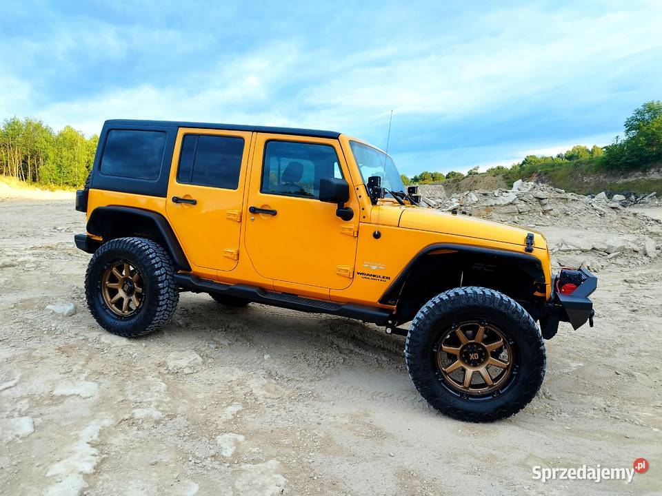 Jeep Wrangler III 36 JK Sahara Oryginalny lakier Bogoria