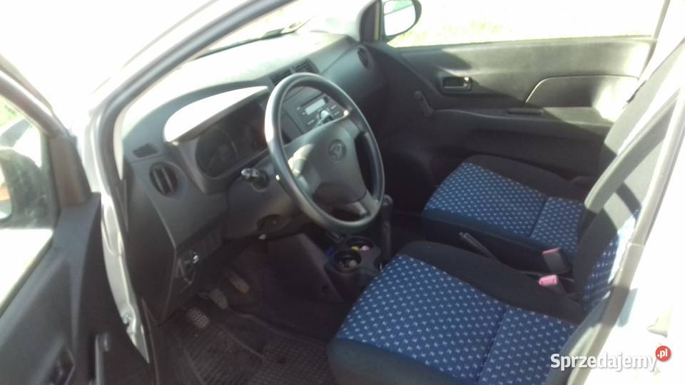 Daihatsu Cuore 10 i klimatyzacja 2 komplety kół Wągrowiec