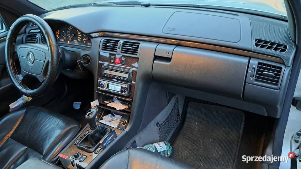 0 rdzy 180 Avantgarde E200 Kompressor klimatyzacja Oleśnica