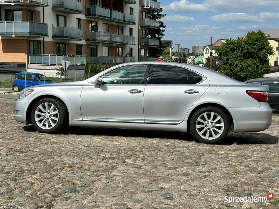 Lexus LS LS460 AWD IV 20062017 srebrny Siedlce