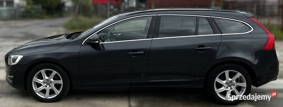 Volvo V60 I 20 20D 181 Momnetum klima nawigacja Stargard