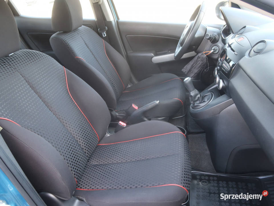 Mazda 2 14 i wielofunkcyjna kierownica 2 Bielany Wrocławskie