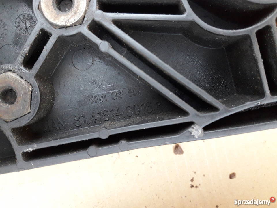 MAN TGX EURO 5 MOCOWANIE WSPORNIK ZDERZAKA PRZÓD Bieleń