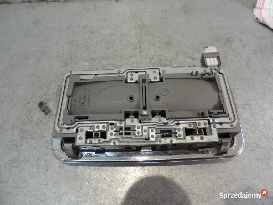 ALFA 147 LAMPKA PODSUFITKI KABINY