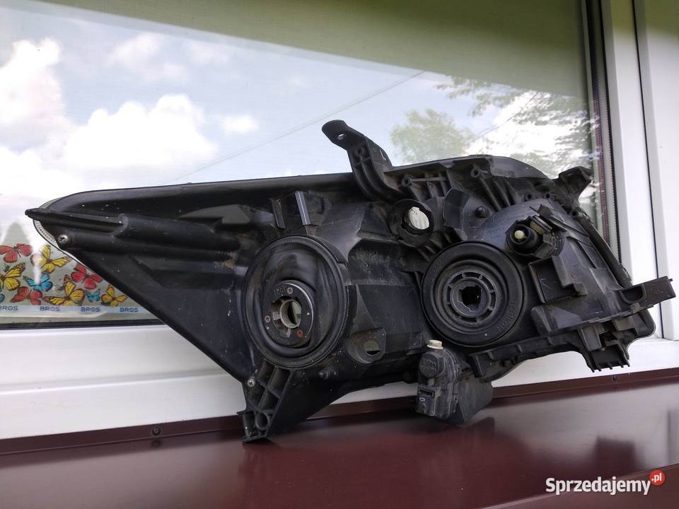 Toyota Auris 1 I lampa przednia lewa reflektor łódzkie Sieradz
