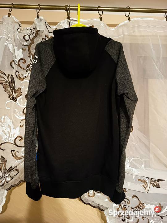 Męska Czarna Bluza z Kapturem Hoodie z Nadrukiem Odzież i bielizna męska Suwałki