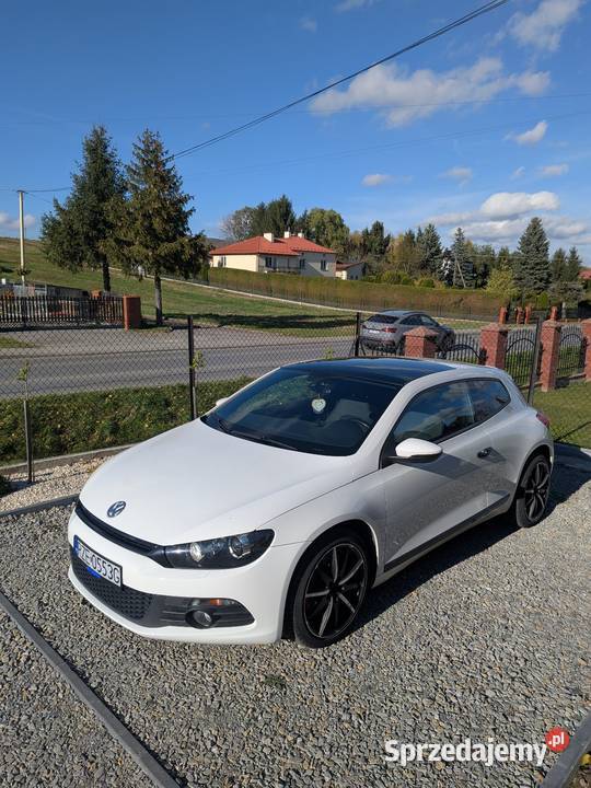 VW Scirocco 20 TDI DSG 270000km