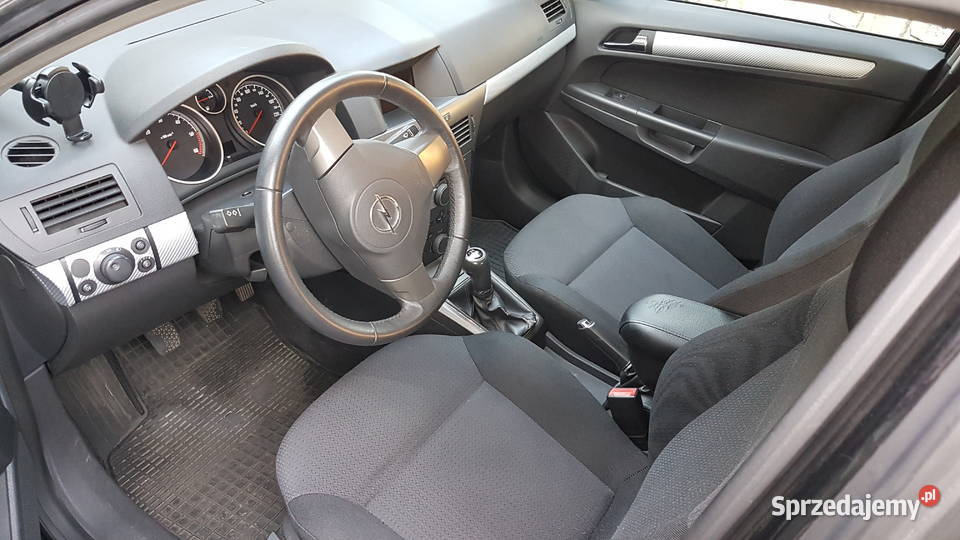 Opel Astra H nieuszkodzony Wieliczka