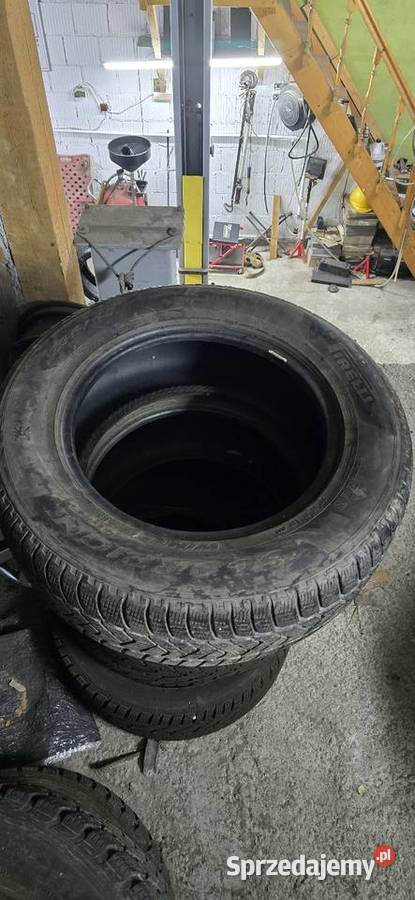 4x Opony zimowe Pirelli Scorpio 235 65 17 Stary Sącz