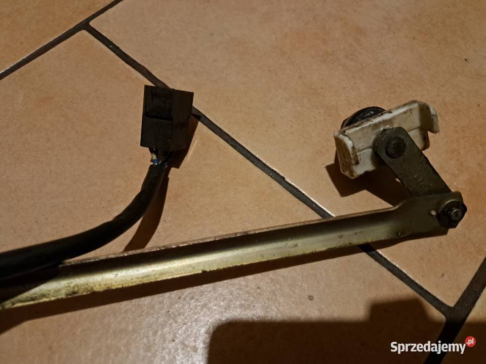 Silniczek do wycieraczek fiat 125p126p Leszno