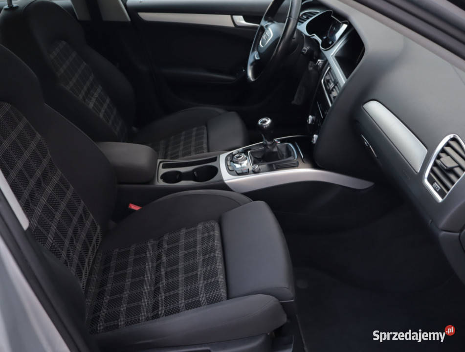 Audi A4 20 TDI wielofunkcyjna kierownica Lublin