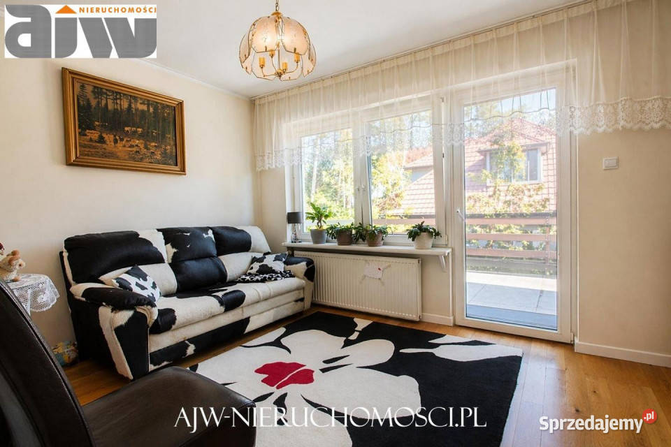 Dom wolnostojący Laski 390m2