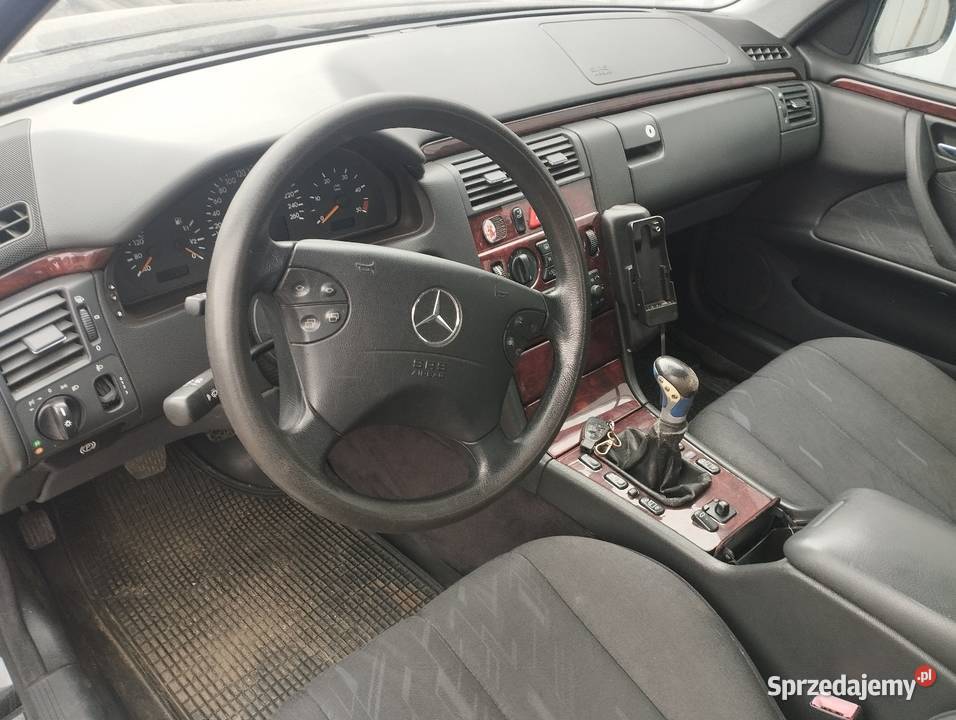 Mercedes w210 22 CDI Sedan / Limuzyna Głogów