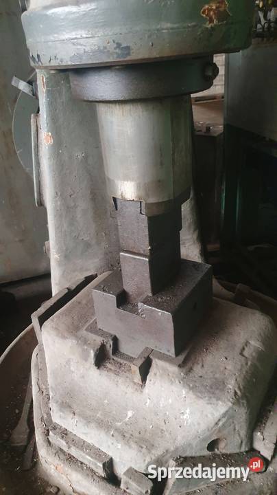 Młot kowalski sprężarkowy Ms 100 resorowy 80 t Maków Podhalański