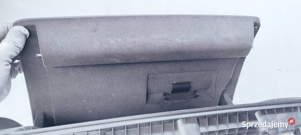 SCHOWEK PASAŻERA AUDI A3 8V 8V1857035B sprzedam